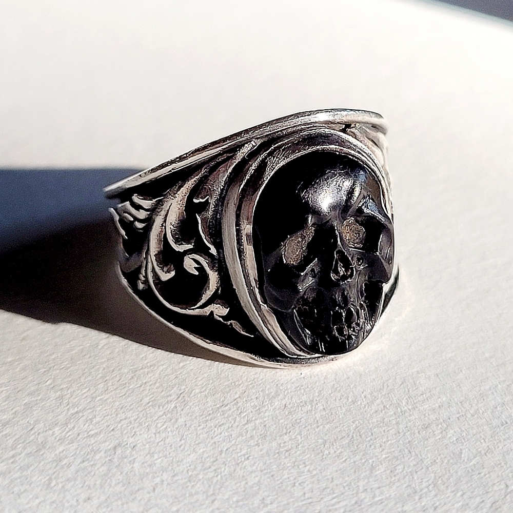 VTG Silver Skull Ring